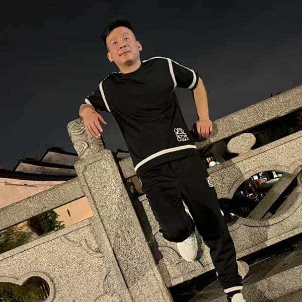 江苏33岁单身帅哥真诚找对象-乌兰察布征婚相亲网