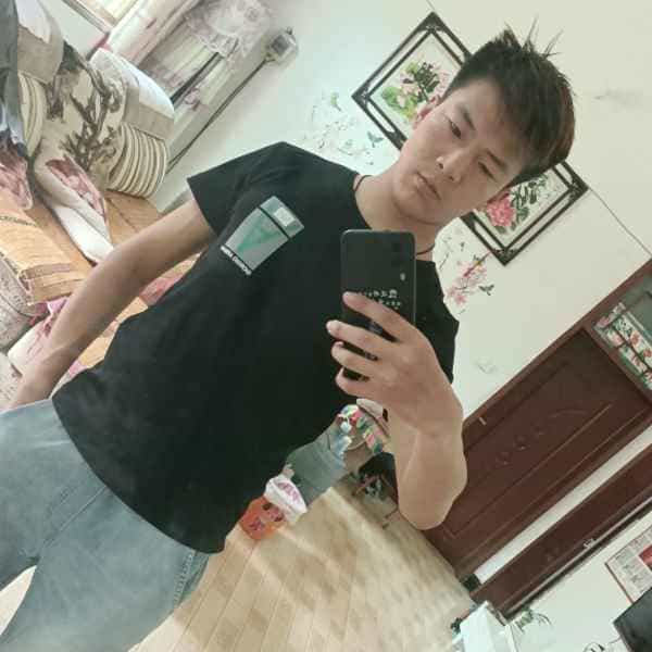 河南24岁单身帅哥真诚找对象-乌兰察布征婚相亲网