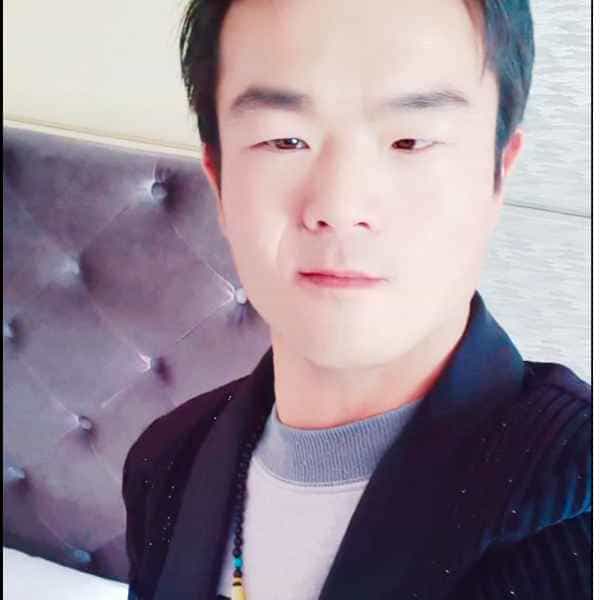 青海30岁单身帅哥真诚找对象-乌兰察布征婚相亲网