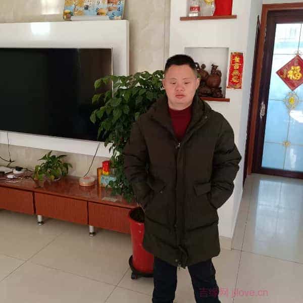 江苏28岁单身帅哥真诚找对象-乌兰察布征婚相亲网